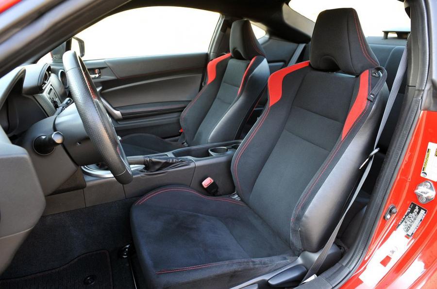  Scion FR-S 2013 года  (фото 165 из 192)